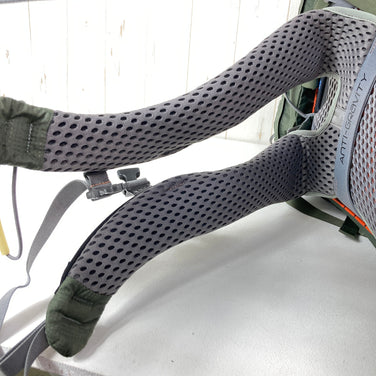 【Men's M グリーン系】 Osprey ( オスプレー ) アトモス 65 AG Atmos 65 AG ナイロン バッグ ストレージ バックパック 容量【55L～79L】 z00058979  容量【55L～79L】 バックパック バッグ ストレージ