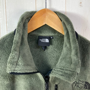 The North Face 男款 ZI Versa Mid 夹克，M码，绿色。涤纶抓绒外套。产品编号：z00053576。