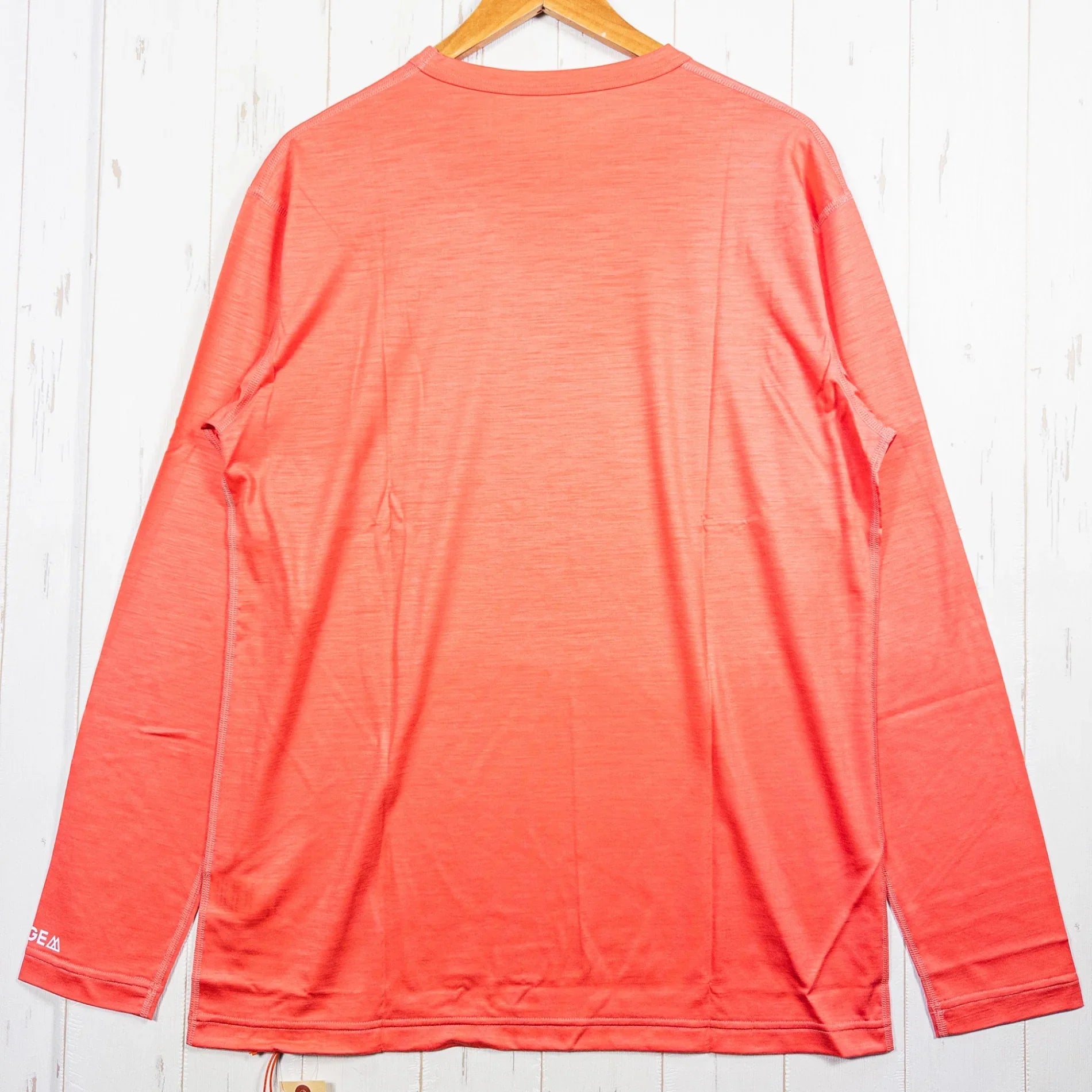 【Men's XL ピンク系】 Ridge Mountain Gear ( リッジマウンテンギア ) メリノ ベーシック ティー Merino Basic Tee Coral Red メリノウール ウェア トップス インナー シャツ ロングスリーブTシャツ クルーネ - 【公式】2ndGEAR（セカンドギア）Webショップ【登山用品・アウトドア用品専門 買取販売店】