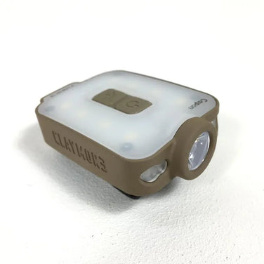 【OneSize ベージュ系】 Claymore ( クレイモア ) キャップオン 40B Capon 40B 230ルーメン Usb充電 400Mah Ledキャップライト ヘッドランプ ランタン 投光器 Clp-210Tn CLP-210 Tan ヘッドランプ - 【公式】2ndGEAR（セカンドギア）Webショップ【登山用品・アウトドア用品専門 買取販売店】