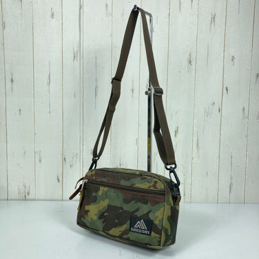【OneSize グリーン系】 Gregory ( グレゴリー ) パデッドショルダーポーチM ディープフォレストカモ ポリエステル バッグ ストレージ 外付けポーチ z00057018 ディープフォレストカモ 外付けポーチ バッグ ストレージ