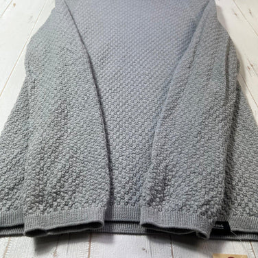 Bring Wonderwear 无缝连帽衫，浅灰色，男女通用，中号，灰色。浅灰色羊毛连帽衫/内搭衬衫。z00054409。