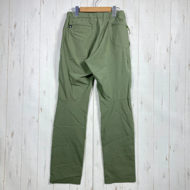 男士 M 绿色 Finetrack Camino 轻便长裤，YMAP 独家尼龙软壳长裤 (z00054294)。