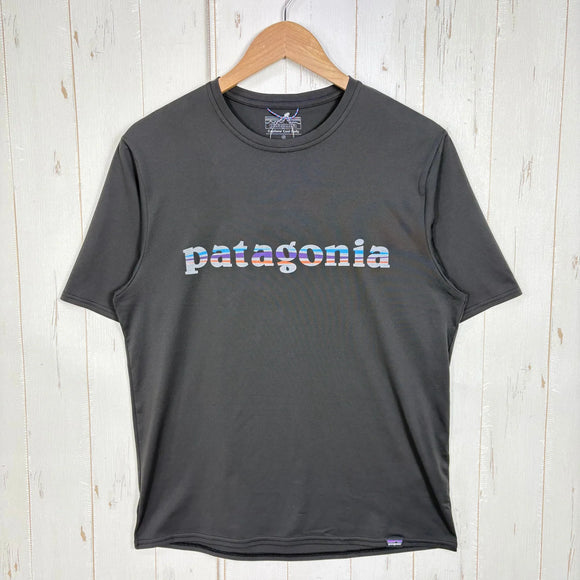 【Men's S ブラック系】 Patagonia ( パタゴニア ) キャプリーン クール デイリー グラフィック シャツ Capilene Cool Daily Graphic Shirt ポリエステル ウェア トップス インナー シャツ ショートスリーブTシャ
