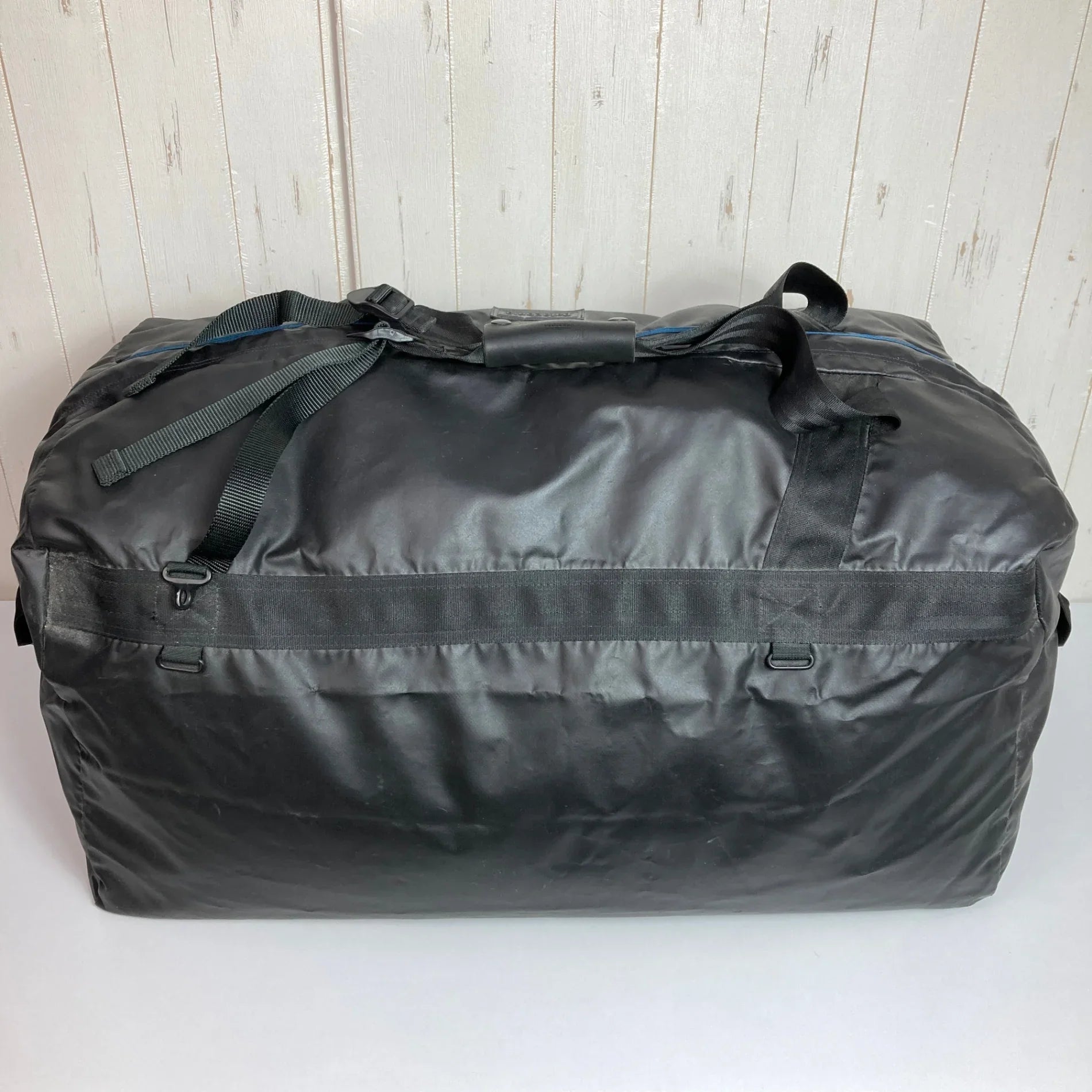 【OneSize ブラック系】 1996 Patagonia ( パタゴニア ) ブラック ホール バッグ Black Hole Bag Black 生産終了モデル 入手困難 ブラックラバータグ バッグ ストレージ ダッフルバッグ ボストンバッグ z00052412 - 【公式】2ndGEAR（セカンドギア）Webショップ【登山用品・アウトドア用品専門 買取販売店】