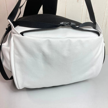 【OneSize グレー系】 holo（ホロ） オーブエム Orb M Light Gray x White ナイロン バッグ ストレージ バックパック デイパック 容量【～29L】 z00052139 Light Gray x White デイパック 容量【～2 - 【公式】2ndGEAR（セカンドギア）Webショップ【登山用品・アウトドア用品専門 買取販売店】