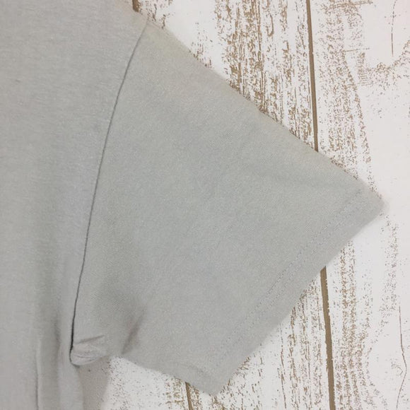 【Men's S ベージュ系】 マウンテンシャレー Mountain Chalet オリジナル Tシャツ 希少なアウトドアTシャツ International Men's 化繊 ショートスリーブTシャツ クルーネック インナー シャツ トップス ウェア - 【公式】2ndGEAR（セカンドギア）Webショップ【登山用品・アウトドア用品専門 買取販売店】