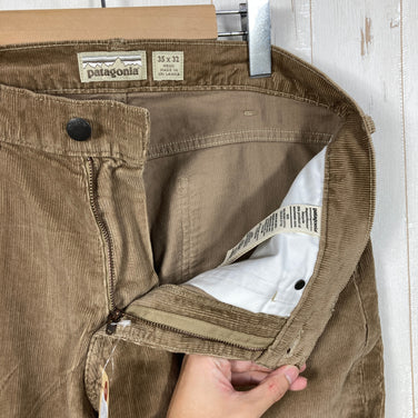 【Men's 35-32 ベージュ系】 2022 Patagonia ( パタゴニア ) オーガニックコットン コーデュロイ ジーンズ レギュラー Organic Cotton Corduroy Jeans Regular MJVK ファイブポケット ストレートフィット オ