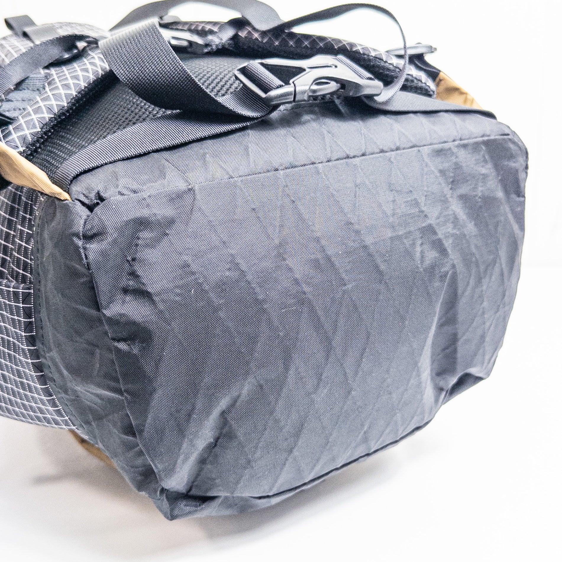 【OneSize ベージュ系】 Rawlow Mountain Works ( ロウロウマウンテンワークス ) バンビ X-Pac edition コヨーテ ナイロン バッグ ストレージ バックパック デイパック 容量【～29L】 X-Pac VX21 ( エックス - 【公式】2ndGEAR（セカンドギア）Webショップ【登山用品・アウトドア用品専門 買取販売店】