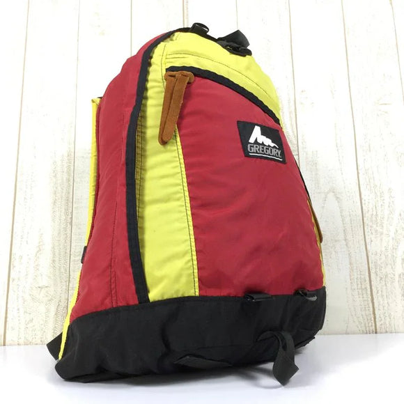 【OneSize レッド系】 Gregory ( グレゴリー ) クラシック デイパック Classic Daypack 26L レッド×イエロー シルバータグ 旧タグ アメリカ製 バックパック 入手困難 Red / Yellow デイパック 容量【～29L】 バ - 【公式】2ndGEAR（セカンドギア）Webショップ【登山用品・アウトドア用品専門 買取販売店】