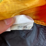 【OneSize 红色系】 Hilleberg The Tentmaker ( 希尔伯格 ) Akto 单人帐篷 停产型号 稀有 旧标 皮标 尼龙 露营装备 帐篷 山地帐篷 z00056545 山地帐篷 帐篷 露营装备