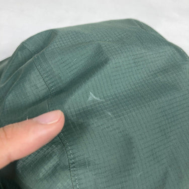 Montbell GORE-TEX 防风帽，L码，绿色。尼龙材质。另有帽子、头饰和配饰可供选择。(z00053640)