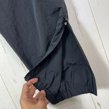 中性尺码 3 黑色：Mannenrou Nylon Harvest Trainer、Nylon Wear Bottoms、长裤、Windshell（z00053717）。