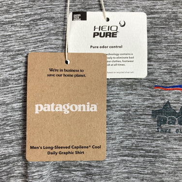 【Men's XS グレー系】 2023 Patagonia ( パタゴニア ) ロングスリーブ キャプリーン クール デイリー グラフィック シャツ Long-Sleeved Capilene Cool Daily Graphic Shirt ポリエステル ウェア