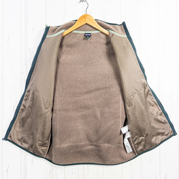 【Boy's XXL ブラウン系】 Patagonia ( パタゴニア ) レトロ パイル ジャケット Retro Pile Jacket ポリエステル 65411 International Boy's トップソイルブラウン | Topsoil Brown | TOP
