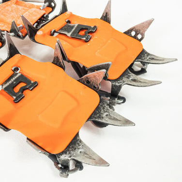 【OneSize オレンジ系】 Petzl ( ペツル ) バサック Vasak セミワンタッチアイゼン ウィンターギア クランポン アイゼン z00050956 クランポン アイゼン ウィンターギア - 【公式】2ndGEAR（セカンドギア）Webショップ【登山用品・アウトドア用品専門 買取販売店】