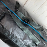 【OneSize ブラック系】 1995 Patagonia ( パタゴニア ) ブラック ホール バッグ Black Hole Bag Black 生産終了モデル 入手困難 ビッグラバータグ ヒューマンカーブ付属完品 バッグ ストレージ ダッフルバッグ ボストンバ - 【公式】2ndGEAR（セカンドギア）Webショップ【登山用品・アウトドア用品専門 買取販売店】