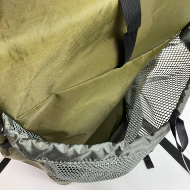 【OneSize グリーン系】 Okara ( オカラ ) ミッテン mitten オリーブ ナイロン バッグ ストレージ バックパック 容量【30L～54L】 ECO PAK EPX200 ( エコパック EPX200 ) z00052134 オリーブ 容量【30 - 【公式】2ndGEAR（セカンドギア）Webショップ【登山用品・アウトドア用品専門 買取販売店】