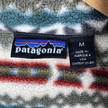 【Men's M アイボリー系】 Patagonia ( パタゴニア ) プリンテッド ライトウェイト シンチラ セーター Printed Lightweight Synchilla Sweater フリース プルオーバー ジャケット サカジャウィア柄 アイボリー ア - 【公式】2ndGEAR（セカンドギア）Webショップ【登山用品・アウトドア用品専門 買取販売店】