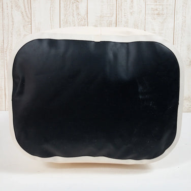 【OneSize ベージュ系】 Montbell ( モンベル ) ロールアップ クーラーバッグ 10L
 タン クックウェア クーラーボックス 断熱ケース z00050596 タン クーラーボックス 断熱ケース クックウェア - 【公式】2ndGEAR（セカンドギア）Webショップ【登山用品・アウトドア用品専門 買取販売店】