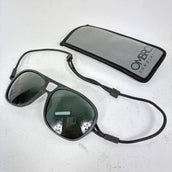 【OneSize ブラック系】 Ombraz(オンブラズ) クラシック アームレス サングラス Classic Armless Sunglasses ウェア ウェア小物 アイウェア サングラス z00058740 サングラス アイウェア ウェア小物 ウェア