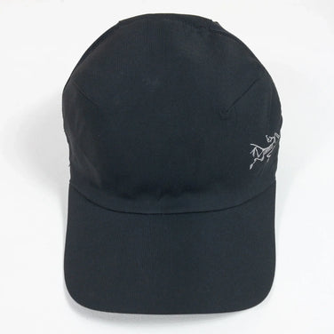 【L/XL ブラック系】 Arcteryx ( アークテリクス ) カルバス キャップ Calvus Cap ポリエステル 17151 International キャップ ヘッドウェア ウェア小物 ウェア - 【公式】2ndGEAR（セカンドギア）Webショップ【登山用品・アウトドア用品専門 買取販売店】