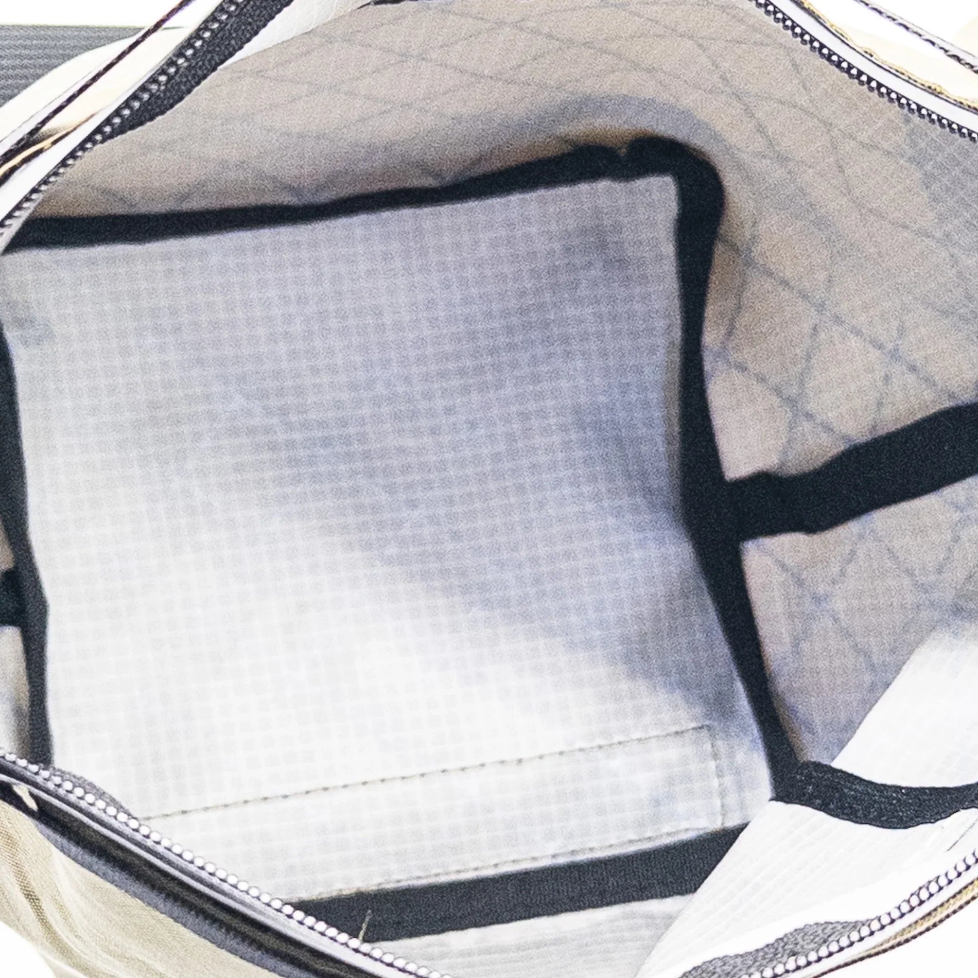 【OneSize グリーン系】 Okara ( オカラ ) トムテ エコパック Tomte ECOPAK オリーブ ナイロン バッグ ストレージ サコッシュポーチ ECO PAK EPX200 ( エコパック EPX200 ) z00052123 オリーブ サコッシ - 【公式】2ndGEAR（セカンドギア）Webショップ【登山用品・アウトドア用品専門 買取販売店】