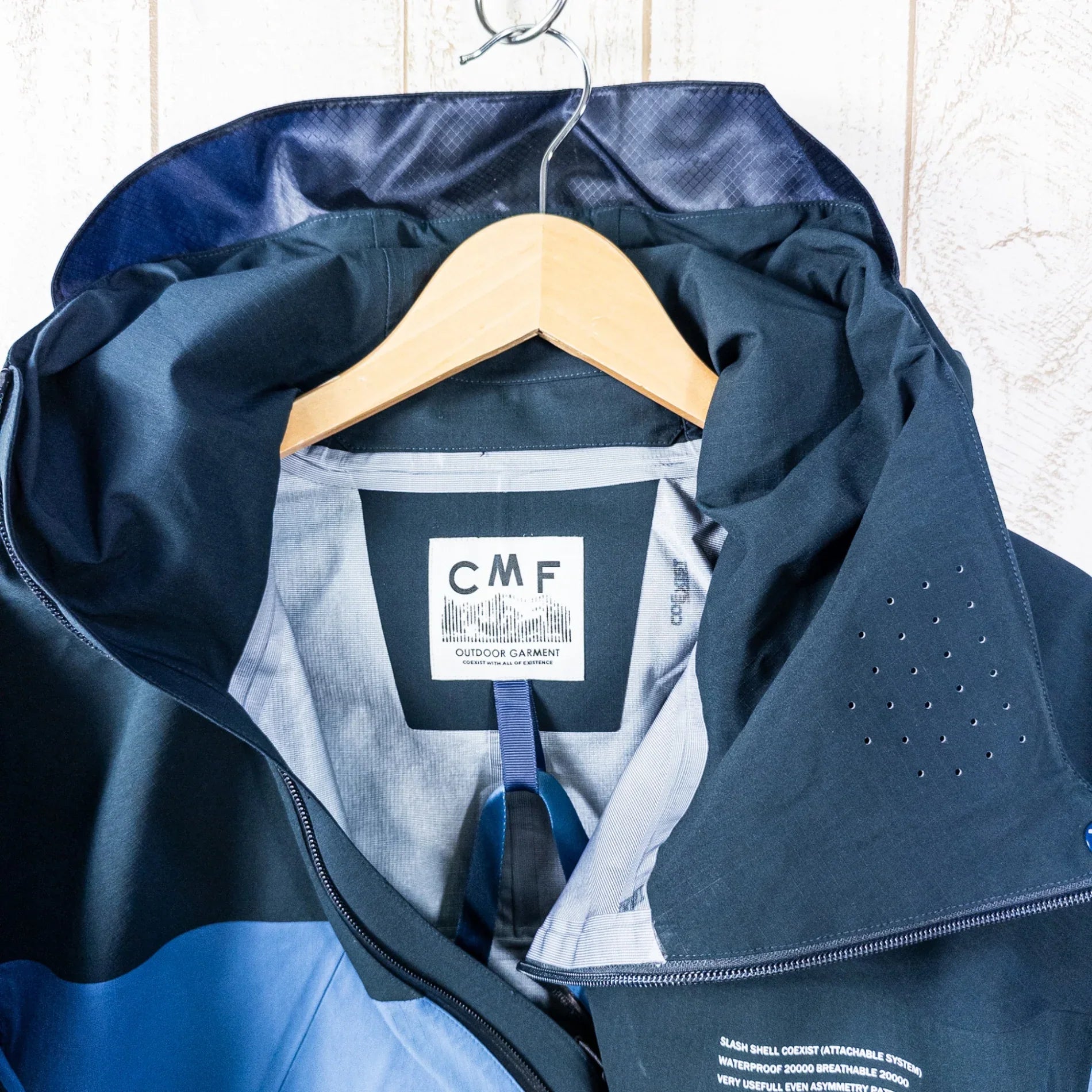 【Men's L ネイビー系】 Comfy Outdoor Garment ( コムフィーアウトドアガーメント ) スラッシュ シェル イグジスト シェルジャケット ポリエステル ウェア トップス アウター ジャケット ハードシェル z00051219 ハードシェ - 【公式】2ndGEAR（セカンドギア）Webショップ【登山用品・アウトドア用品専門 買取販売店】