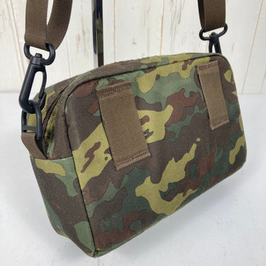 【OneSize グリーン系】 Gregory ( グレゴリー ) パデッドショルダーポーチM ディープフォレストカモ ポリエステル バッグ ストレージ 外付けポーチ z00057018 ディープフォレストカモ 外付けポーチ バッグ ストレージ