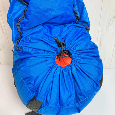 Karrimor Mars 可折叠背包，25升尼龙收纳袋，蓝色，均码，z00052909。这款背包提供高达 29 升的收纳空间。