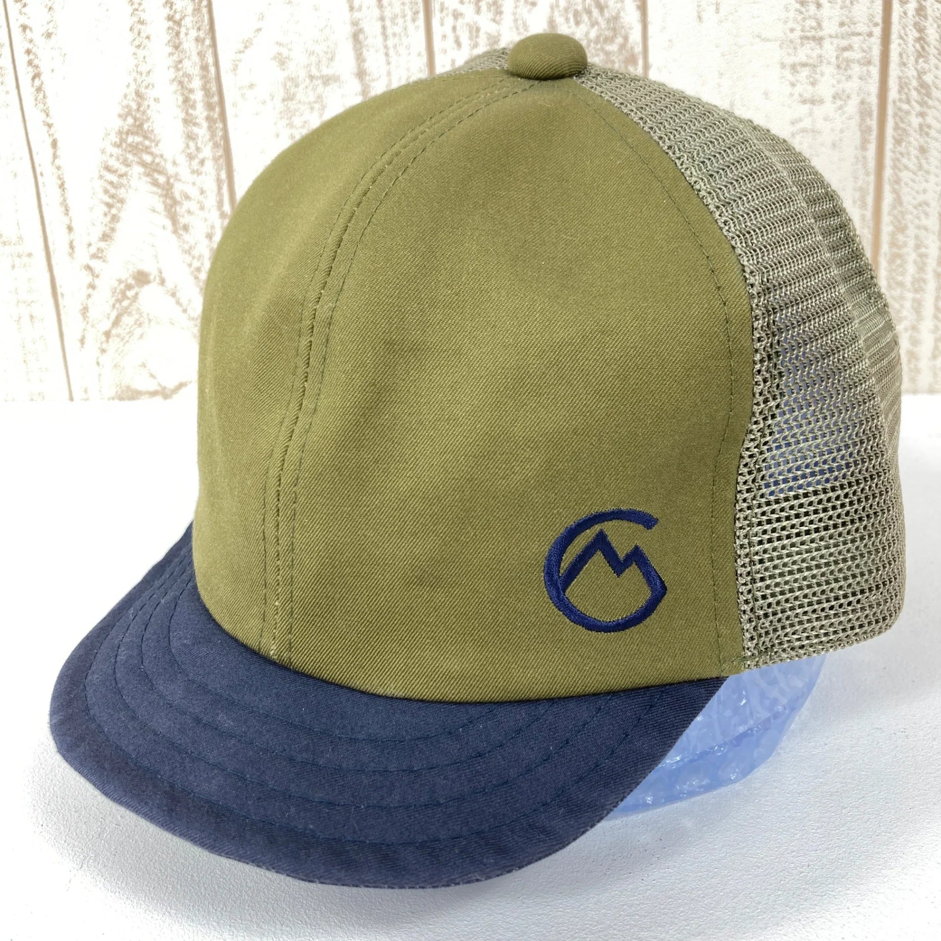 【Unisex OneSize グリーン系】 Camp Mania Products（キャンプ マニア プロダクツ） ルーラル キャップ Rural cap オリーブ（クラウン）×ネイビー（バイザー コットン ウェア ウェア小物 ヘッドウェア キャップ z00050543 オリー - 【公式】2ndGEAR（セカンドギア）Webショップ【登山用品・アウトドア用品専門 買取販売店】