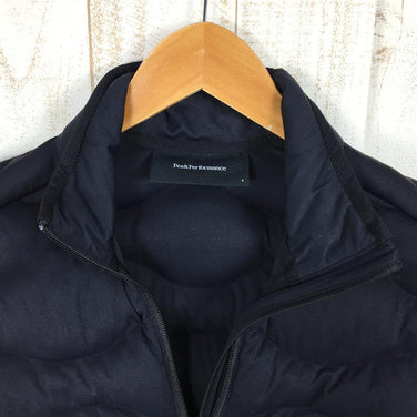【Men's S ブラック系】 Peak Performance ( ピークパフォーマンス ) ヘリウム ストレッチ ライナー Helium Stretch Liner インサレーション ジャケット G68361004 International Men's 化繊 - 【公式】2ndGEAR（セカンドギア）Webショップ【登山用品・アウトドア用品専門 買取販売店】