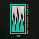 【Women's M ブラック系】 The North Face ( ザ・ノースフェイス ) ショートスリーブ ドゥーイングイットアウトサイド Tシャツ S/S Doing It Outside Tee NTW31903 Asian Women's コットン ショート - 【公式】2ndGEAR（セカンドギア）Webショップ【登山用品・アウトドア用品専門 買取販売店】