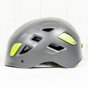 【M/L グレー系】 Black Diamond ( ブラックダイヤモンド ) ハーフドーム ヘルメット z00052776 ヘルメット - 【公式】2ndGEAR（セカンドギア）Webショップ【登山用品・アウトドア用品専門 買取販売店】