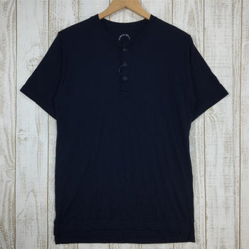 【Unisex M ネイビー系】 Yamatomichi ( 山と道 ) メリノ ヘンリー Tシャツ Merino Henry T-Shirt メリノウール 生産終了モデル 入手困難 Unisex ウール ショートスリーブTシャツ クルーネック インナー シャツ ト - 【公式】2ndGEAR（セカンドギア）Webショップ【登山用品・アウトドア用品専門 買取販売店】