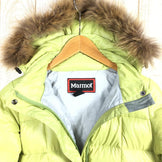 【Women's M グリーン系】Marmot ( マーモット ) クラシコ ダウン ジャケット Classico Down Jacket フーディ パーカ ラクーンファー フード着脱可能 MJD-8175W Asian Women's ダウンインサレーション アウター ジャケット トップス ウェア - 【公式】2ndGEAR（セカンドギア）Webショップ【登山用品・アウトドア用品専門 買取販売店】