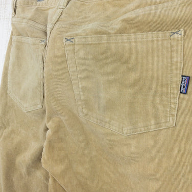 【Men's 30 ベージュ系】 Patagonia ( パタゴニア ) ストレート コード パンツ Straight Cord Pants オーガニックコットン 55095 International Men's CSC コットン ロングパンツ ボトムス ウェア - 【公式】2ndGEAR（セカンドギア）Webショップ【登山用品・アウトドア用品専門 買取販売店】