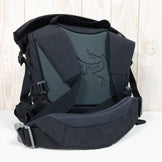 【OneSize ブラック系】 Arcteryx ( アークテリクス ) ミストラル 8 Mistral 8 ショルダーバッグ メッセンジャーバッグ クーリエバッグ ロールトップ 生産終了モデル 入手困難 6779 ショルダーバッグ バッグ ストレージ - 【公式】2ndGEAR（セカンドギア）Webショップ【登山用品・アウトドア用品専門 買取販売店】