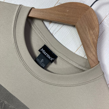 【Men's M ベージュ系】 Marmot ( マーモット ) マウンテン フォト ハーフスリーブ ティー Mountain Photo Half Sleeve Tee ポリエステル ウェア トップス インナー シャツ ショートスリーブTシャツ クルーネック 化繊