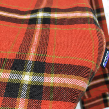 【Men's S オレンジ系】 Patagonia ( パタゴニア ) ロングスリーブ ライトウェイト フィヨルド フランネル シャツ Long Sleeve Lightweight Fjord Flannel Shirt 54020 International M - 【公式】2ndGEAR（セカンドギア）Webショップ【登山用品・アウトドア用品専門 買取販売店】