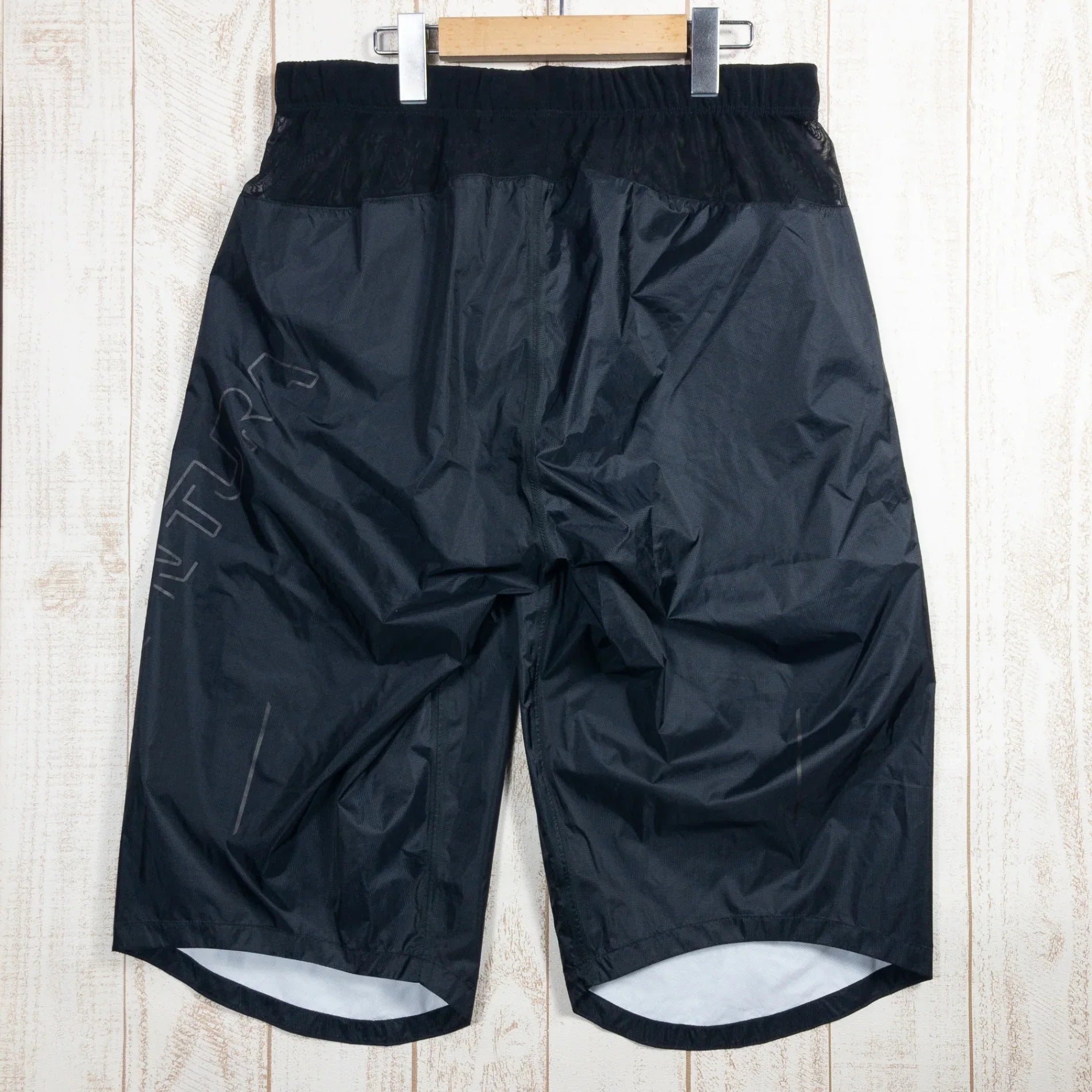 【Men's XL ブラック系】 Montura ( モンチュラ ) ドラゴンフライ カバー バミューダ DRAGONFLY COVER BERMUDA ナイロン ウェア ボトムス ショーツ ショートパンツ レインシェル z00051111 レインシェル ショーツ - 【公式】2ndGEAR（セカンドギア）Webショップ【登山用品・アウトドア用品専門 買取販売店】