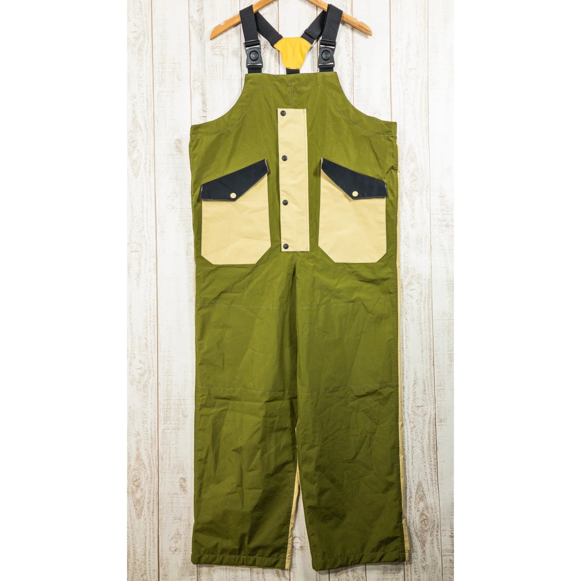 【Men's M ベージュ系】 Chums ( チャムス ) ゴアテックスインフィニアムオーバーオール ポリエステル ウェア ボトムス ロングパンツ レインシェル GORE-TEX ( ゴアテックス ) z00050668 レインシェル ロングパンツ ボトムス ウ - 【公式】2ndGEAR（セカンドギア）Webショップ【登山用品・アウトドア用品専門 買取販売店】