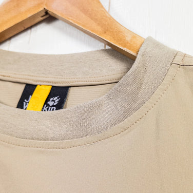 Men's Medium Beige Jackwolfskin JP UR ACTIVELIGHT T V2 Polyester Short Sleeve Shirt