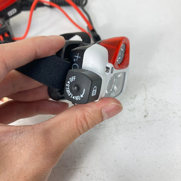 【OneSize レッド系】 Petzl ( ペツル ) ナオ プラス Nao+ ライティングギア ヘッドランプ z00059113  ヘッドランプ ライティングギア