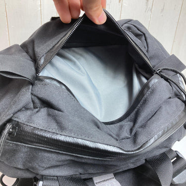 【Men's S/M ブラック系】 Mystery Ranch ( ミステリーランチ ) 2 デイアサルト 2 DAY ASSAULT ナイロン バッグ ストレージ バックパック デイパック 容量【～29L】 z00052775  デイパック 容量【～29L】 バックパ