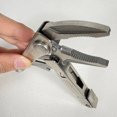 【OneSize シルバー系】 Leatherman ( レザーマン ) クランチ Crunch キャンピングギア 刃物 マルチツール z00054955  マルチツール 刃物 キャンピングギア