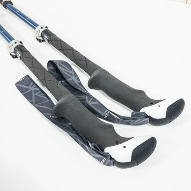 【OneSize ネイビー系】 Leki ( レキ ) マイクロバリオカーボン ポール ストック トレッキングポール z00051450 トレッキングポール ポール ストック - 【公式】2ndGEAR（セカンドギア）Webショップ【登山用品・アウトドア用品専門 買取販売店】