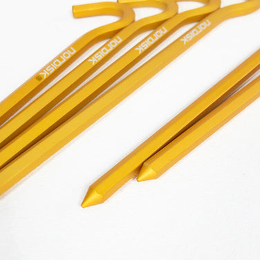 【OneSize ゴールド系】 Nordisk ( ノルディスク ) アルミニウム スクエア スキュアー Alminium Square Skewer アルミニウム 119042 ペグ ステーク キャンピングギア - 【公式】2ndGEAR（セカンドギア）Webショップ【登山用品・アウトドア用品専門 買取販売店】