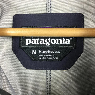 【Men's M ネイビー系】Patagonia ( パタゴニア ) ナイフブレード ジャケット Knifeblade Jacket 生産終了モデル ポーラテック パワーシールド プロ 83230 International Men's ソフトシェル アウター ジャケット トップス ウェア - 【公式】2ndGEAR（セカンドギア）Webショップ【登山用品・アウトドア用品専門 買取販売店】