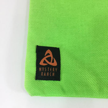 【L グリーン系】Mystery Ranch ( ミステリーランチ ) フラット バッグ Flat Bag Lサイズ アメリカ製 ネオングリーン 生産終了モデル スタッフサック インナーポーチ パッキングサック バッグ ストレージ - 【公式】2ndGEAR（セカンドギア）Webショップ【登山用品・アウトドア用品専門 買取販売店】